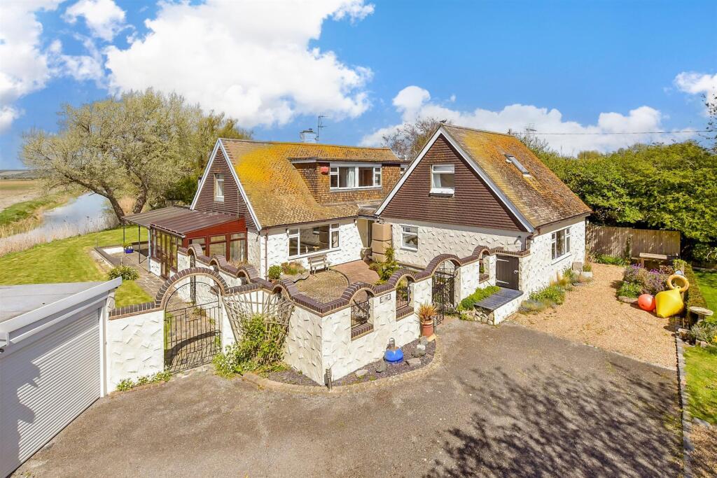 Main image of property: Hythe Road, Dymchurch, Romney Marsh, Kent