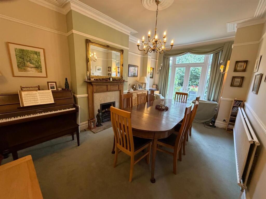 House in London - View 5