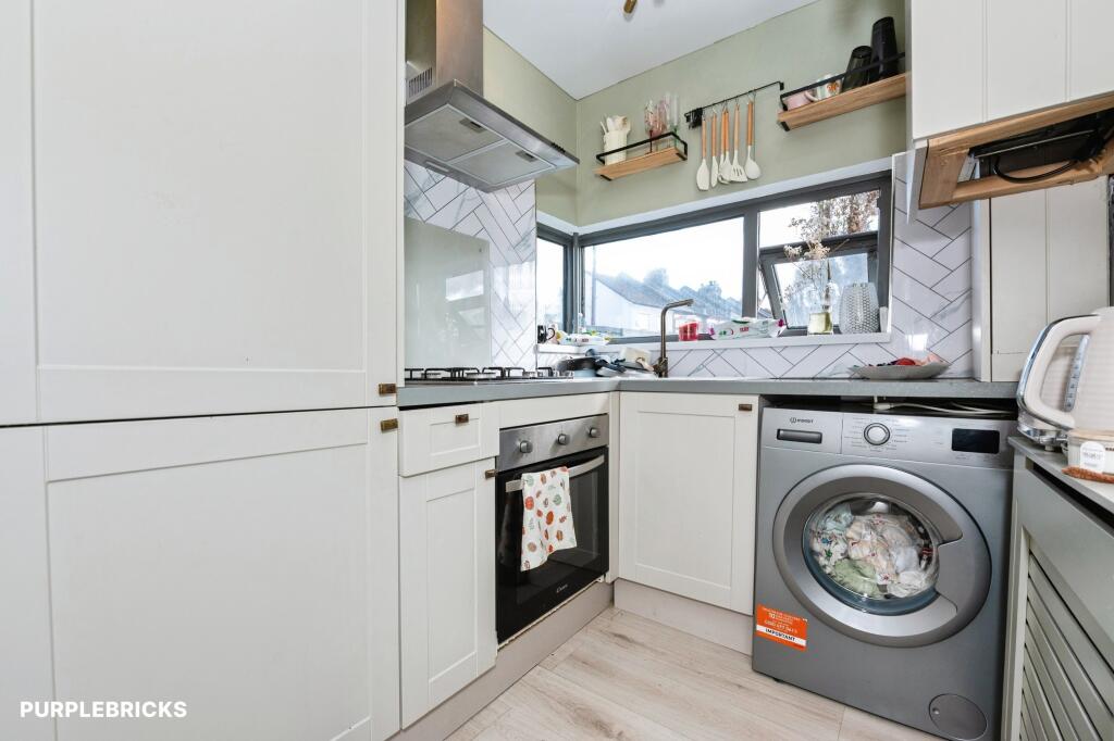 Apartment in Gravesham, Rosherville, Perry Street - View 5