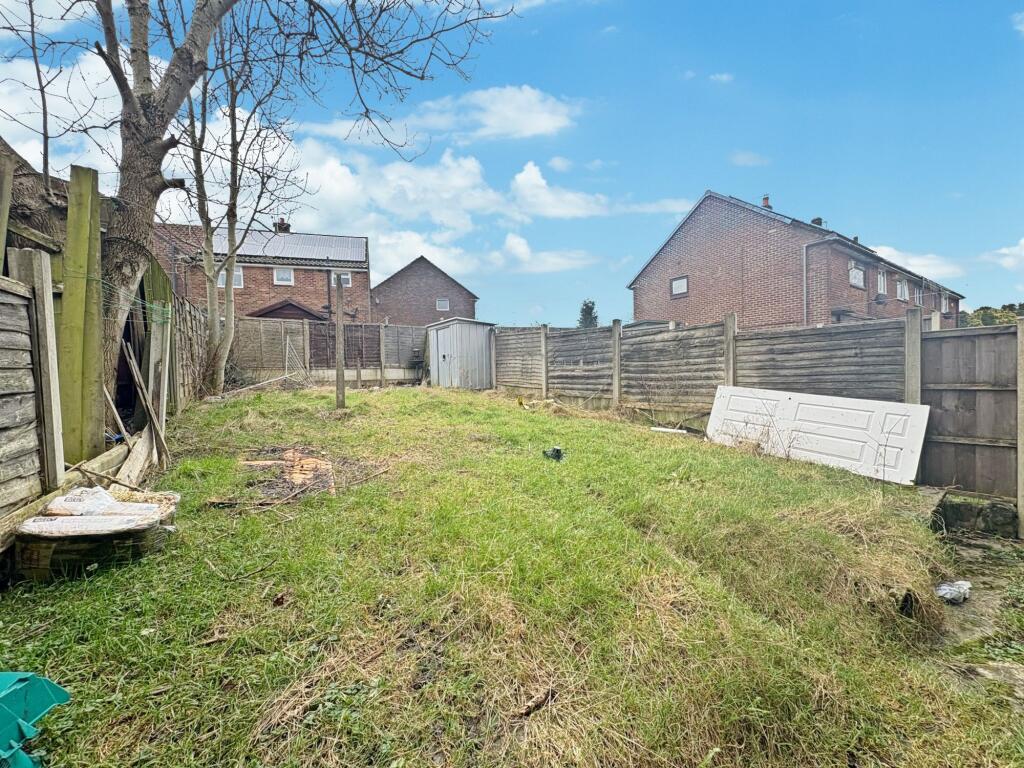 House in Bolton, Westhoughton - View 4