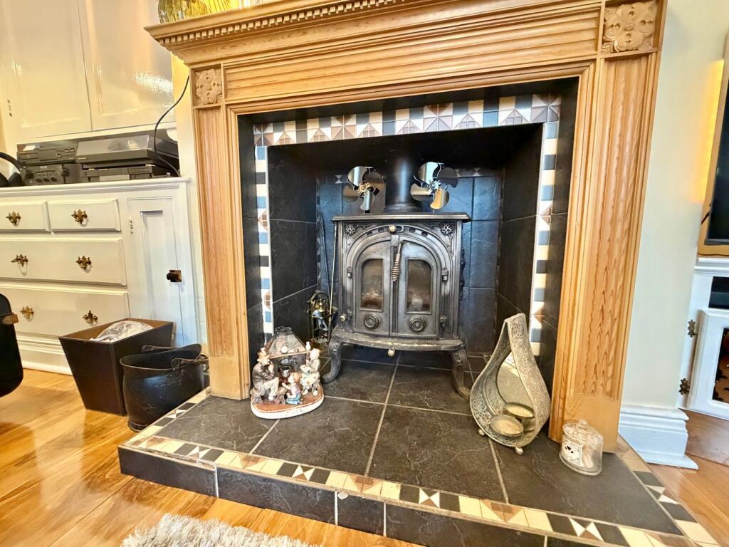 Slaymaker Lane, Oakworth, Keighley, BD22 photo 3