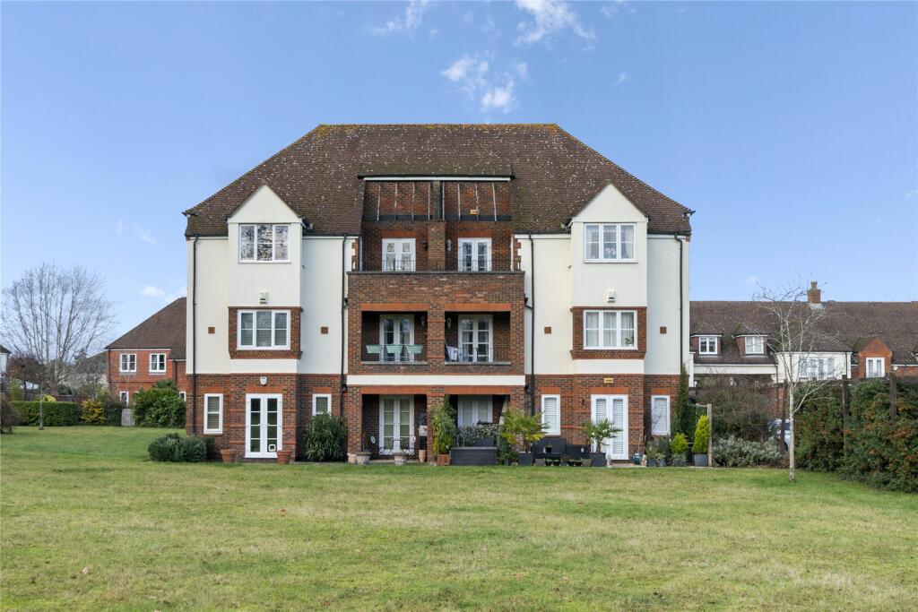 Main image of property: St Martins Mews, Pyrford, Surrey, GU22