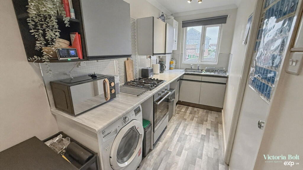 House in Plymouth, Staddiscombe - View 4