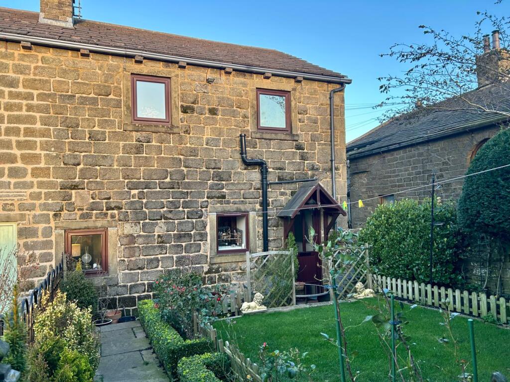 3 Bedroom Terraced in BD13 4LS