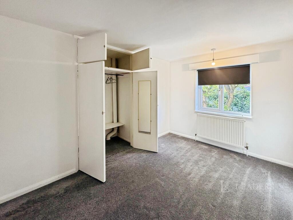 Apartment in Cambridge - View 3