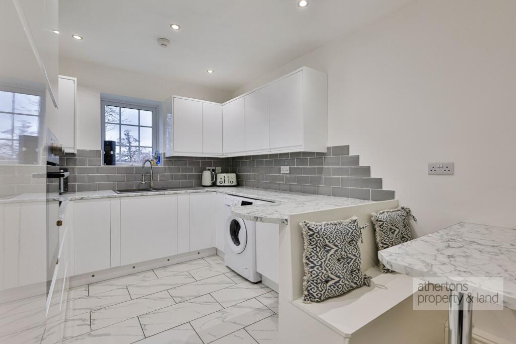 Apartment in Blackburn - View 5