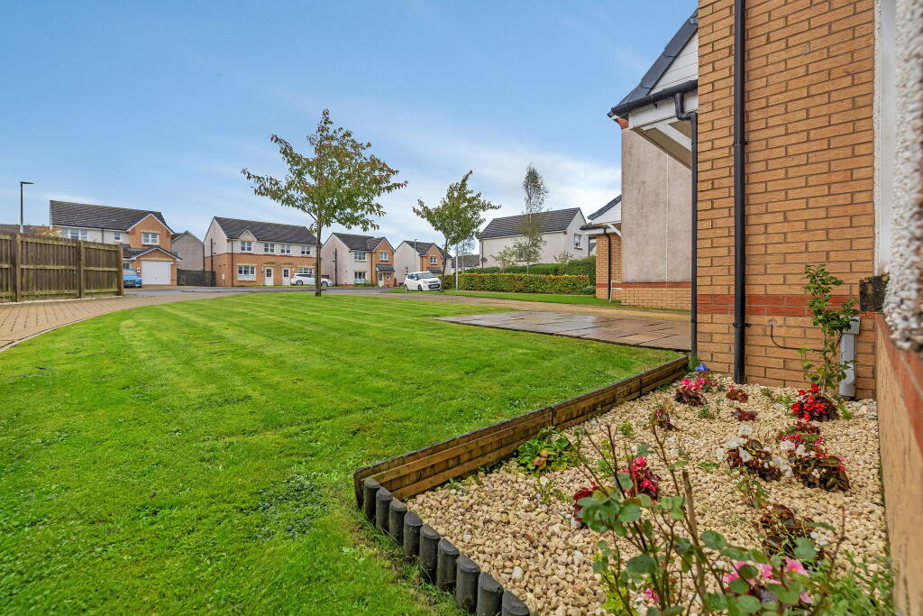 House in Motherwell, South Lanarkshire - View 3