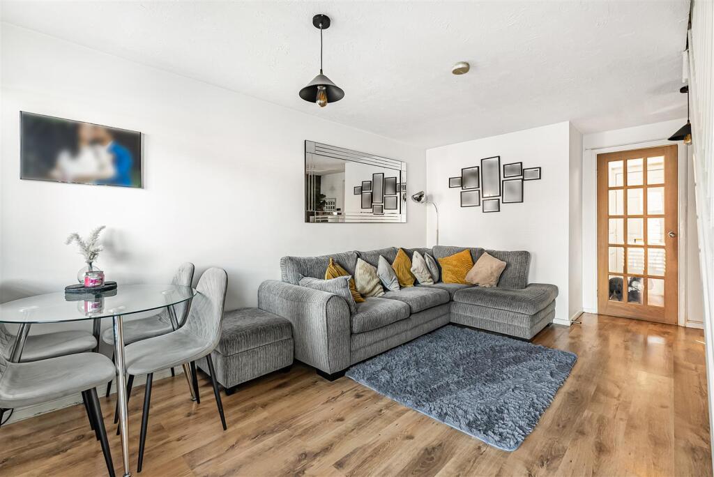 Additional image 10 of Wellington Drive, Welwyn Garden City