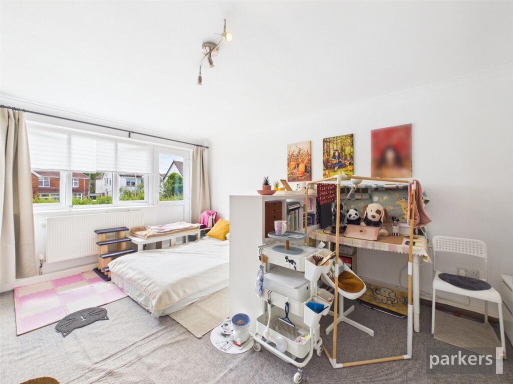 Langdale Gardens, Earley, Reading, Berkshire, RG6 - View 4