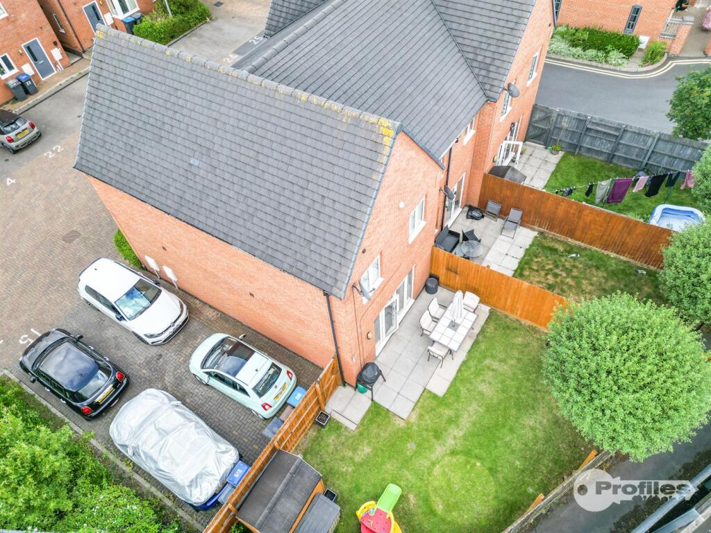 House in Hinckley and Bosworth, Barwell - View 4