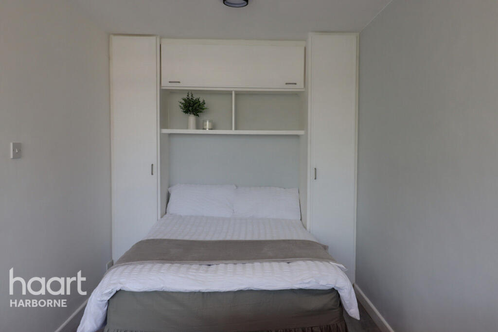 Apartment in Birmingham, West Midlands - More