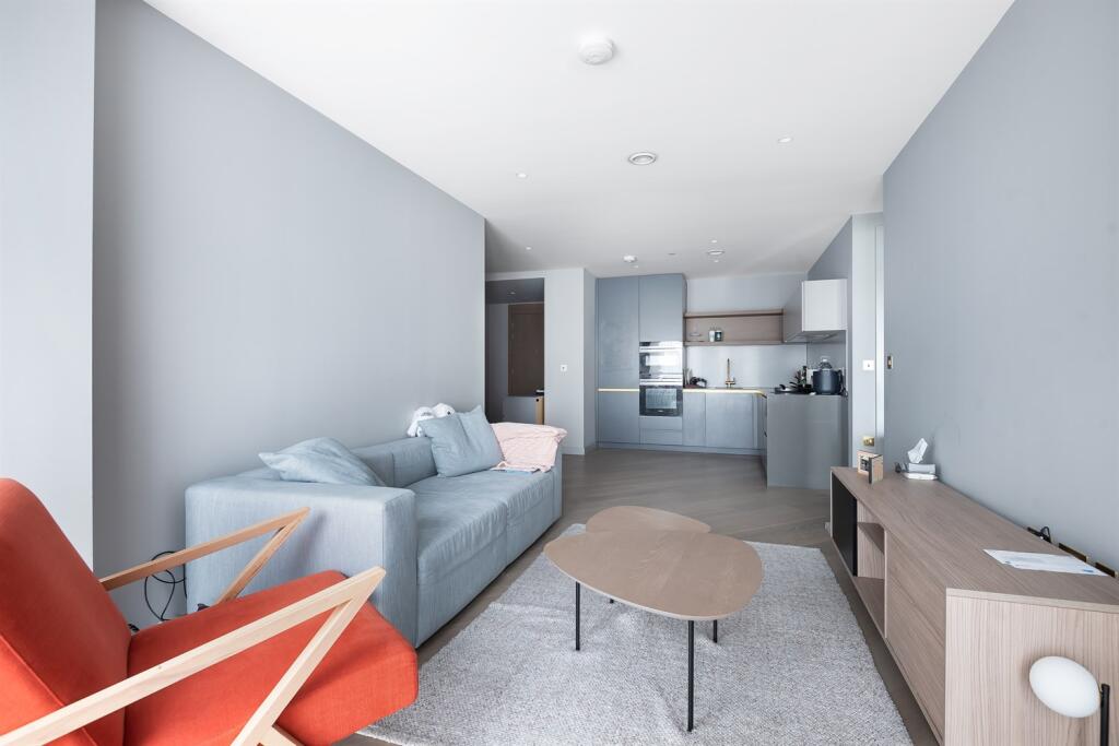 Main image of property: No.4, Upper Riverside, Cutter Lane, Greenwich Peninsula, SE10