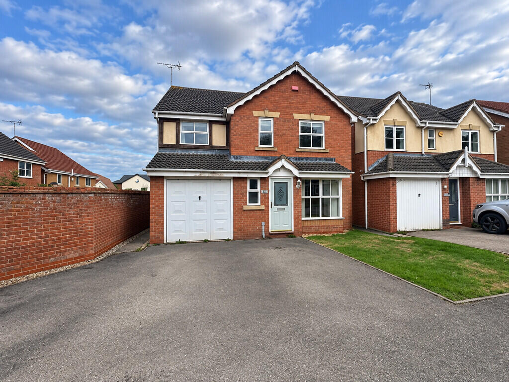 4-bed detached on Braids Close, Rugby, £325,000