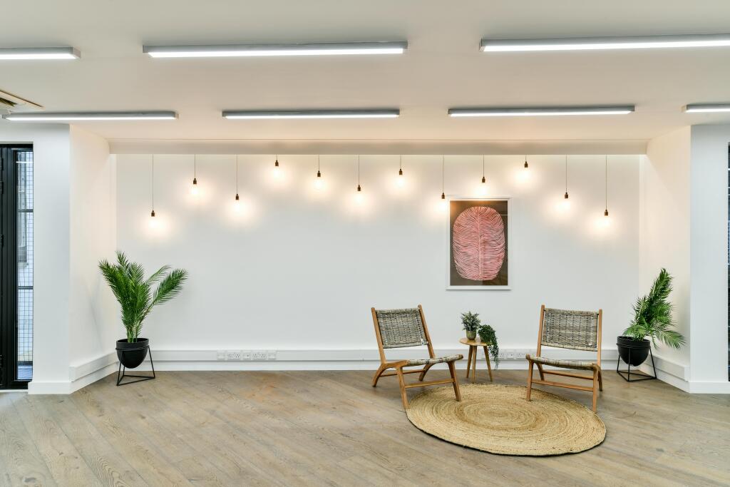 68 Standard Pl  47 ground floor.jpg