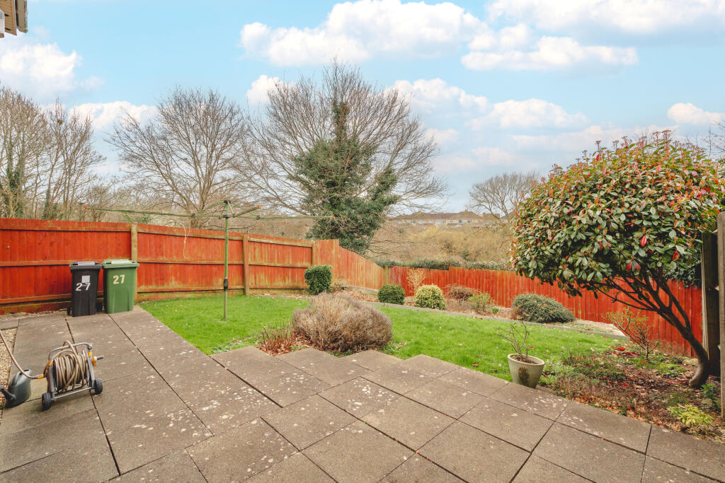 Aintree Drive, Downend, Bristol photo 4