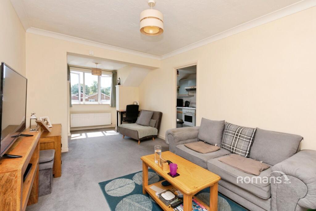 Main image of property: Weydon Lane, Farnham, Surrey, GU9