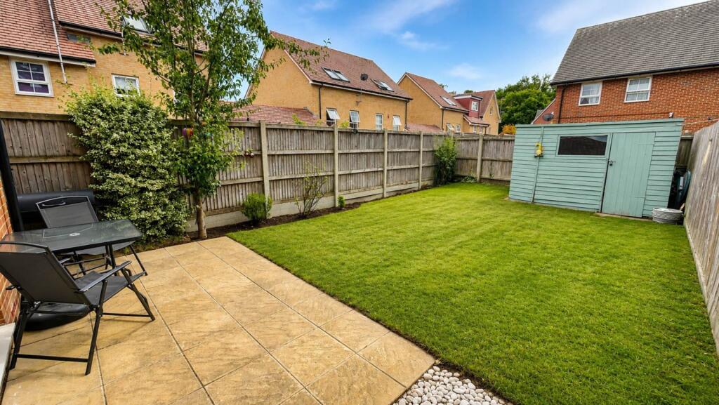 House in Hatfield, Roe Green - View 2