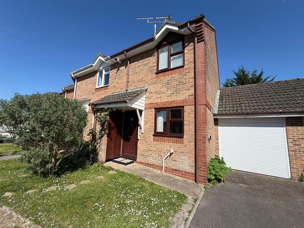 Main image of property: Selwood Close, Sturminster Newton