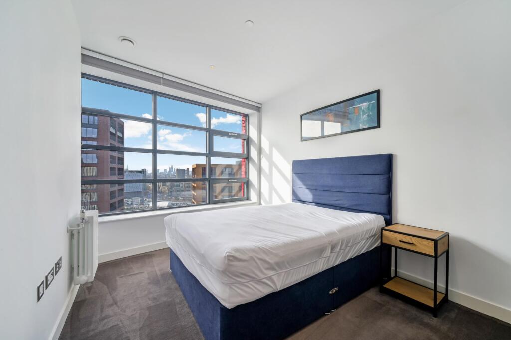 Apartment in London - View 5