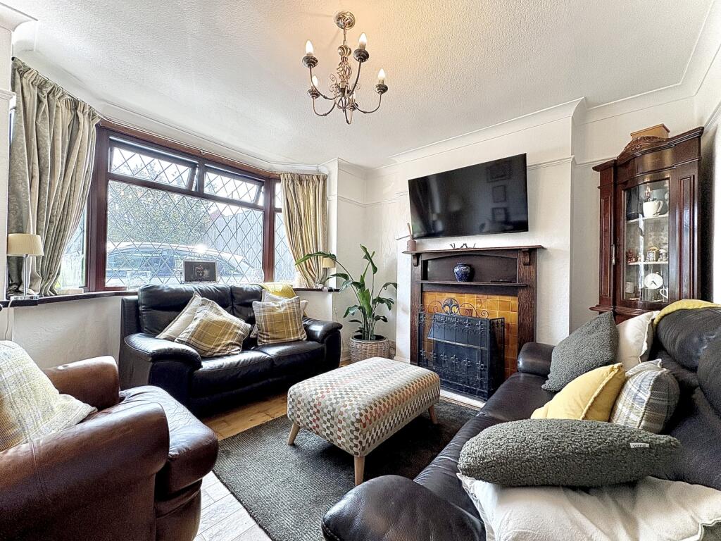 Fullwoods End, COSELEY, WV14 9NX photo 4