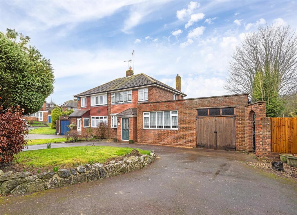 Main image of property: Brookside Road, Istead Rise, Gravesend, DA13