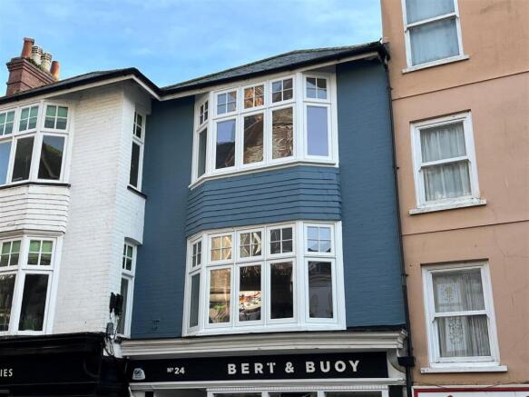 Flat at 24 Fairfax.jpg