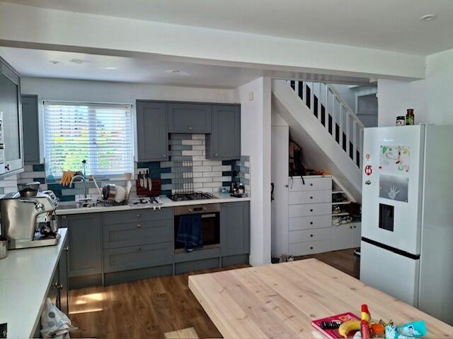 House in Salisbury - View 5