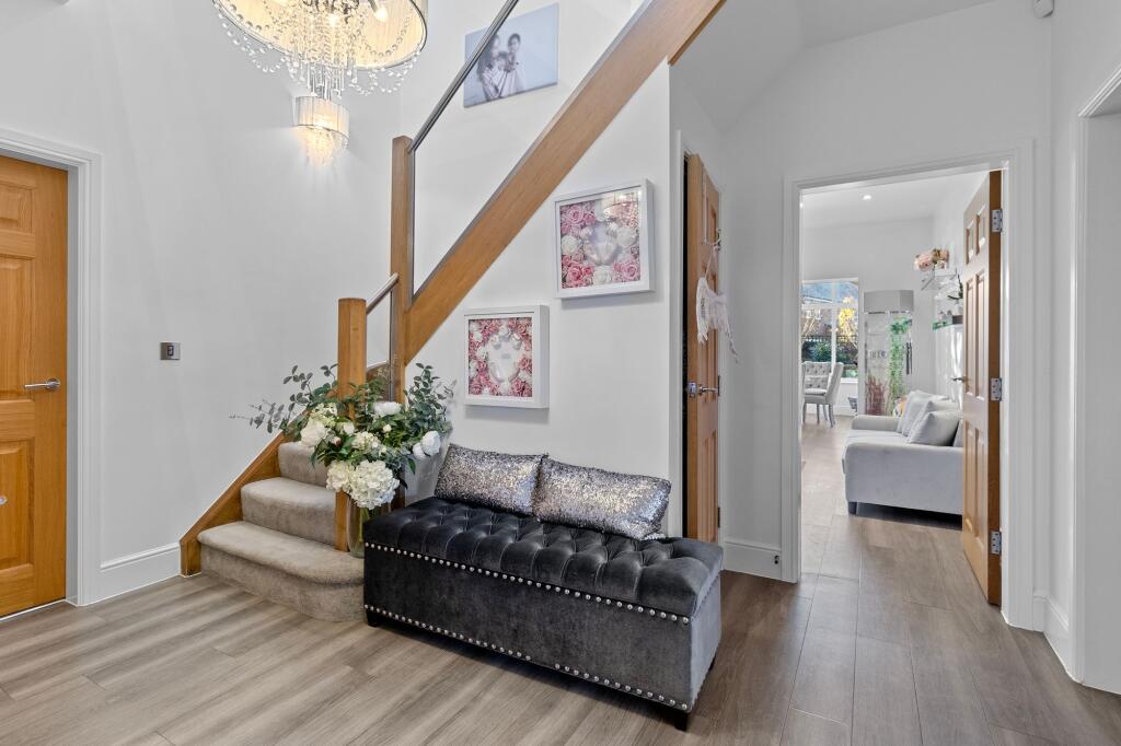 House in Wilmslow, Cheshire East - View 5
