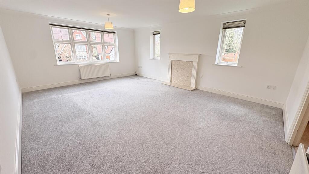 Additional image 2 of Manor Park Close, Moseley, Birmingham