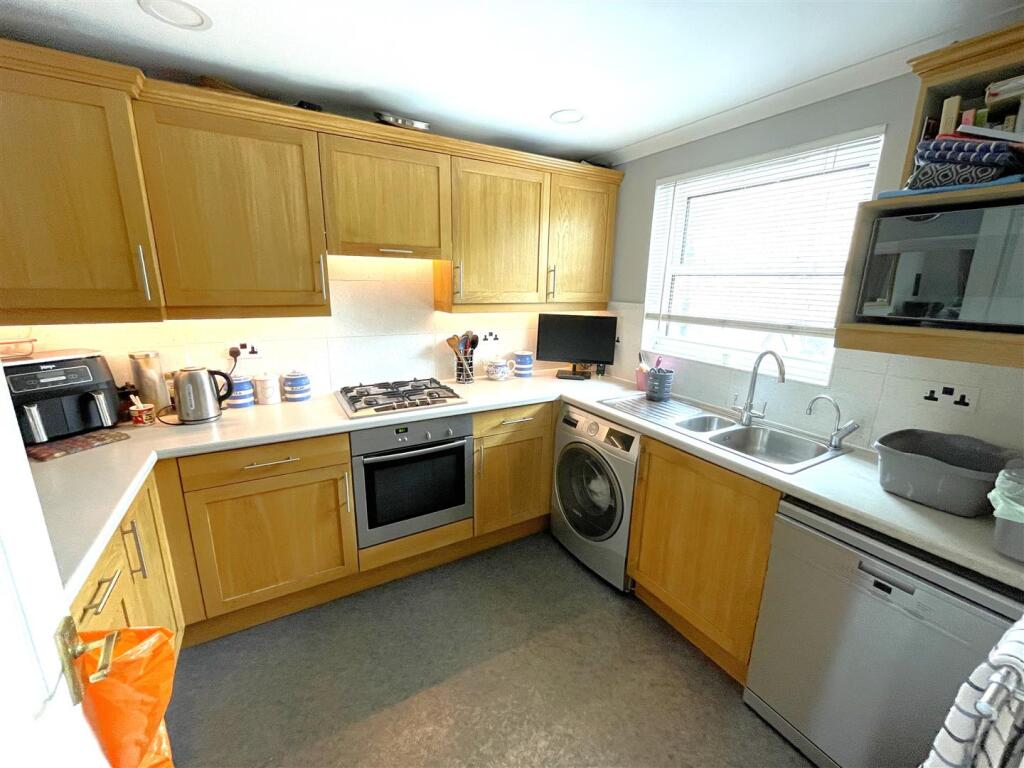House in Tonbridge - View 5