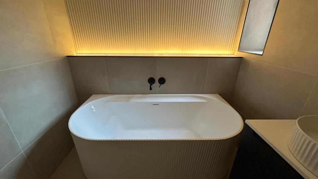 Apartment in Nottingham, Daybrook - View 4
