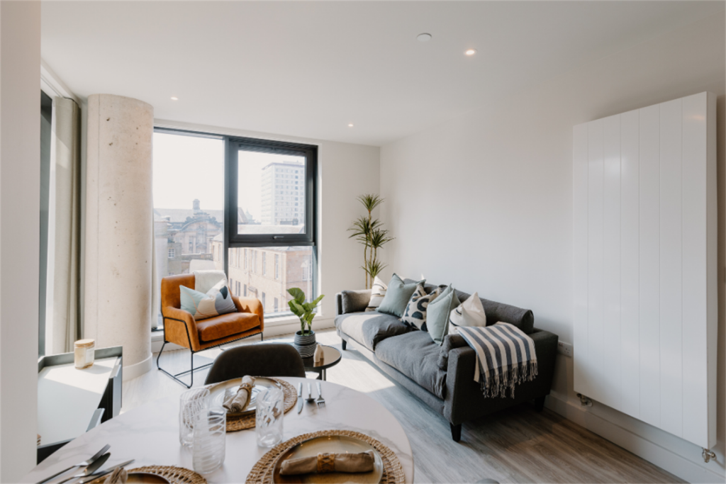 Main image of property: 50 Holland Street, Glasgow, G2 4BA