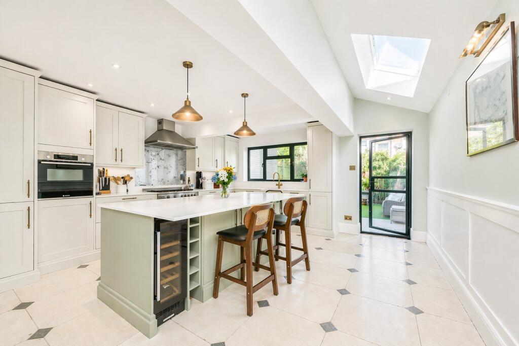 Main image of property: Trewint Street, Earlsfield, London, SW18