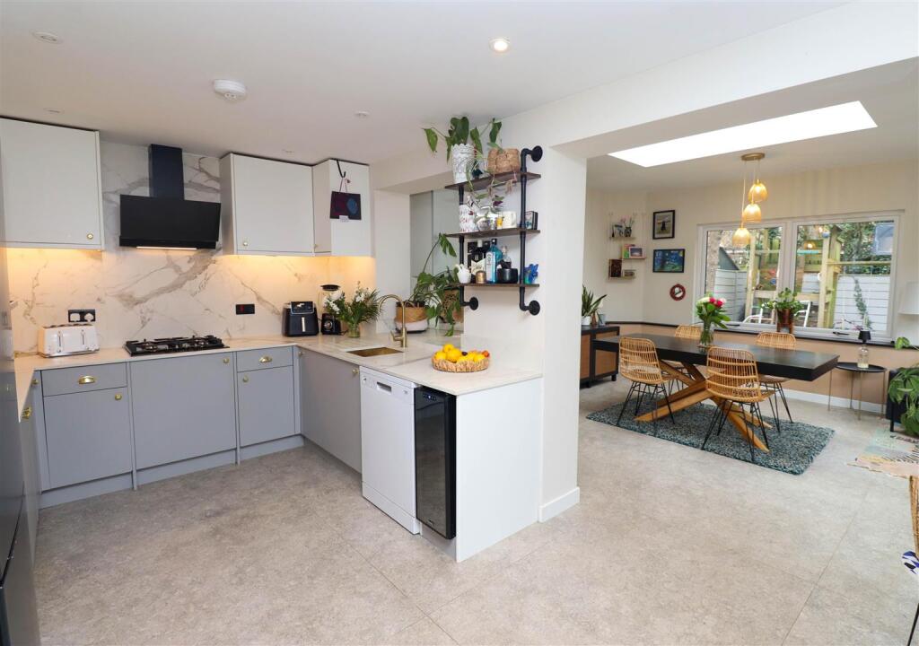 House in Hart, Crookham Village - View 3