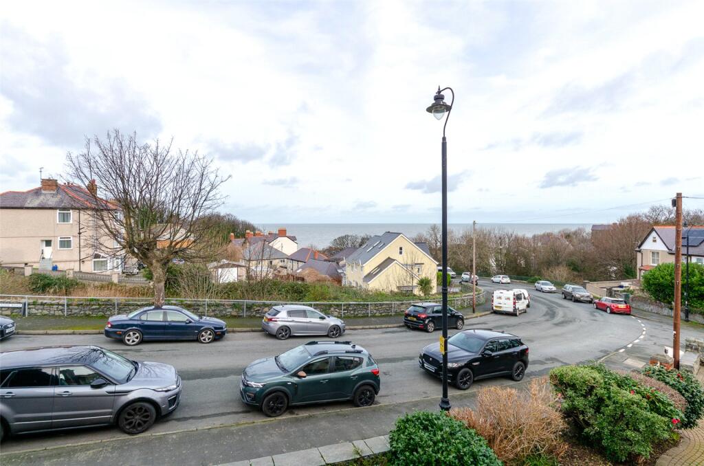Paradise Road, Penmaenmawr, Conwy, LL34 photo 2
