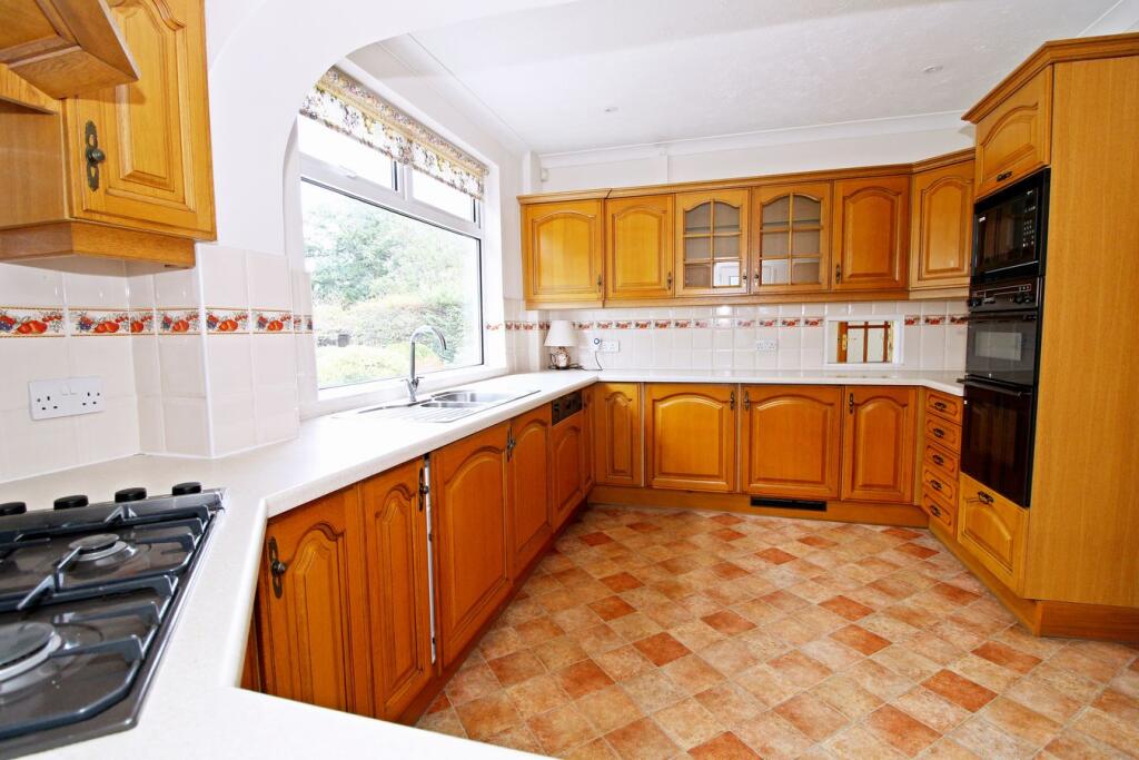 House in Bromley - View 4