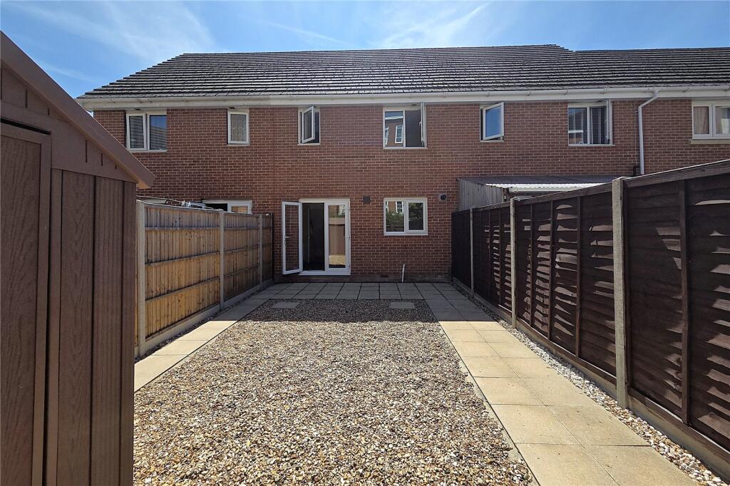 House in Havant, Leigh Park - More