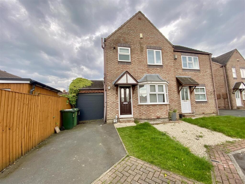 Main image of property: Chestnut Meadows, Mirfield