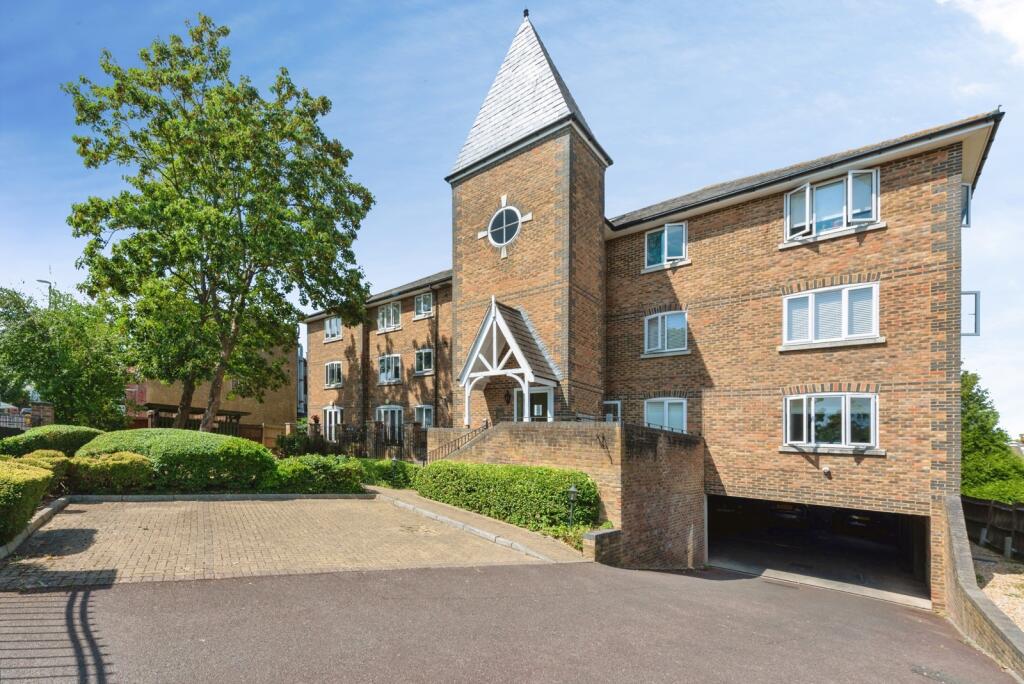 Main image of property: Cheam Common Road, WORCESTER PARK, Surrey, KT4