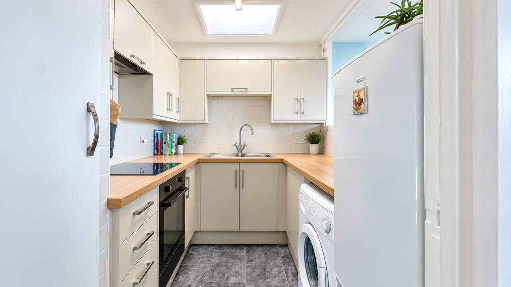 Apartment in Taunton - More