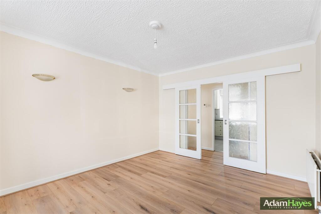 Apartment in London - View 2
