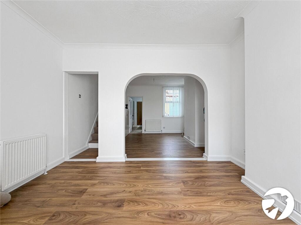House in Chatham, Medway - View 4