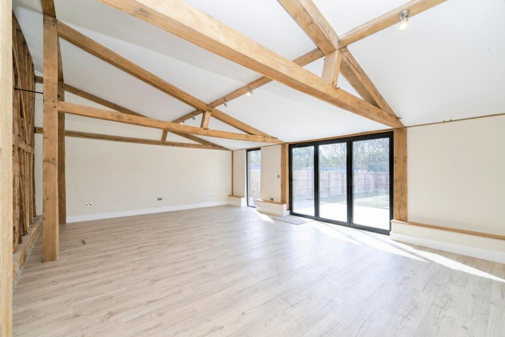 House in Southall - View 4