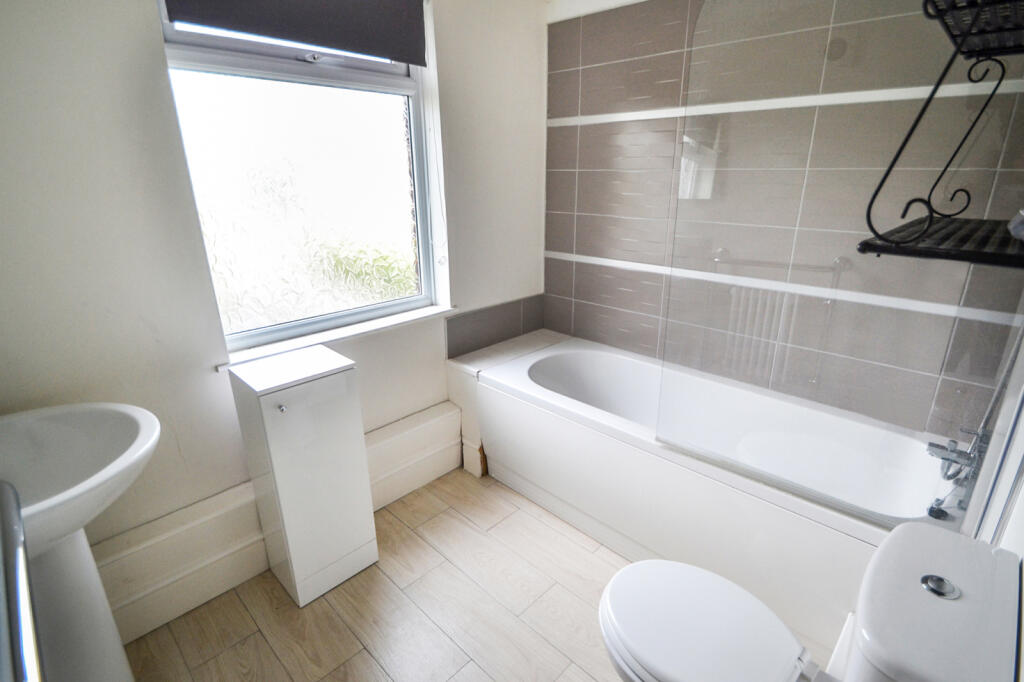 Lawrence House, Ketley Bank, Telford photo 4