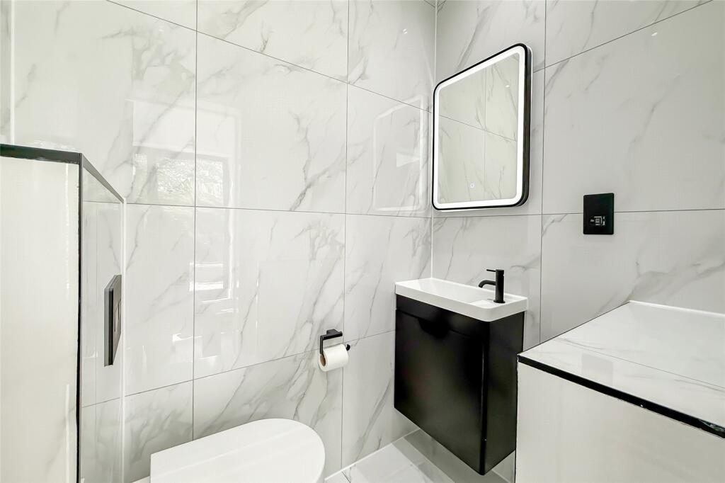 Additional image 21 of Wells Close, Harpenden, Hertfordshire, AL5