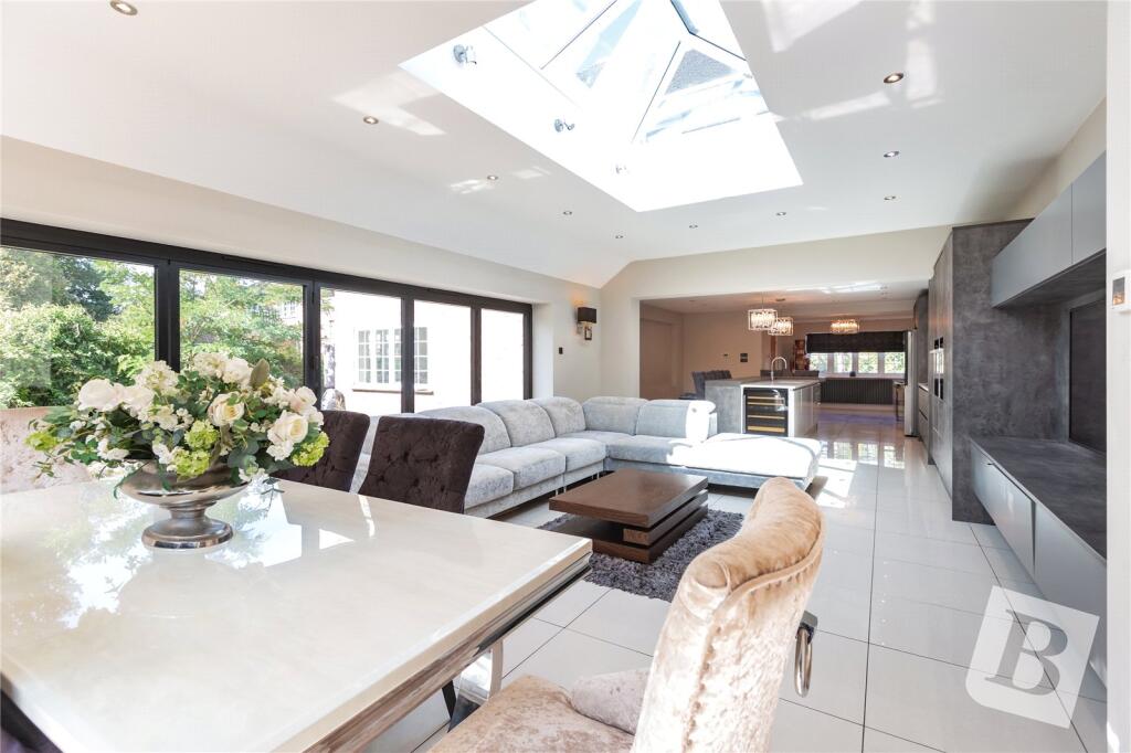 House in Hornchurch, Emerson Park