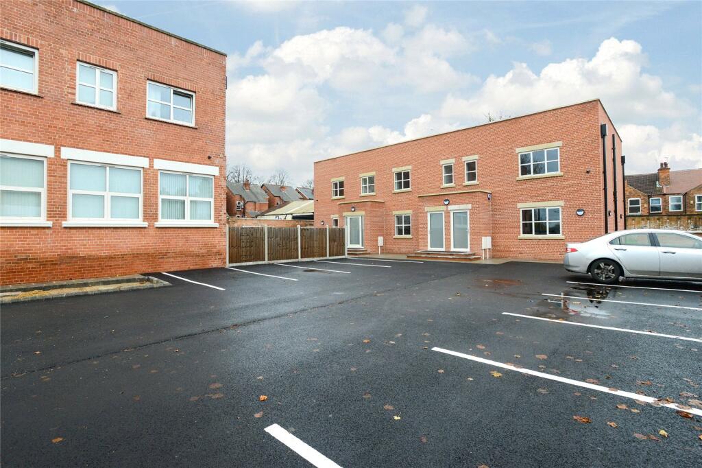 Main image of property: Townsend Court, 294 Hucknall Road, Nottingham, Nottinghamshire, NG5