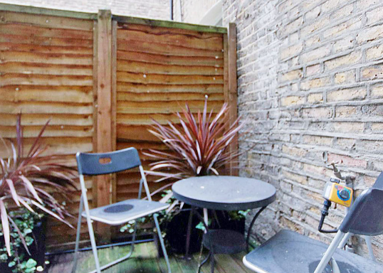 Studio flat for rent