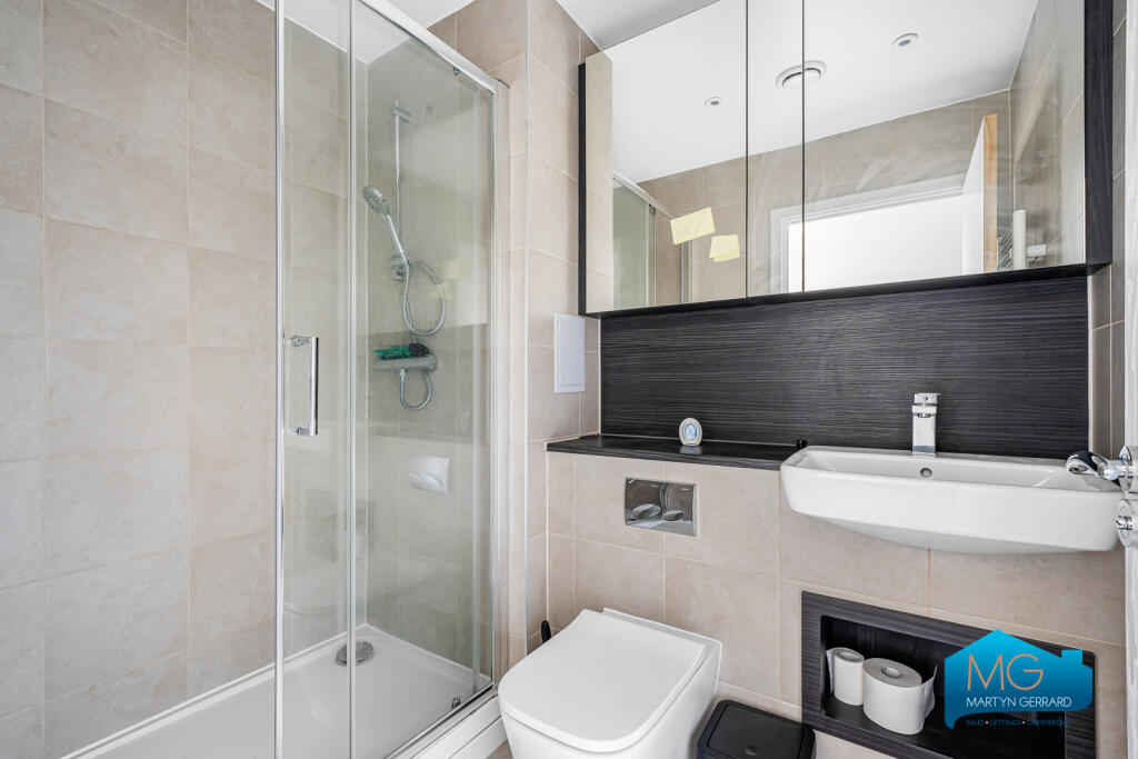 Apartment in London - View 5