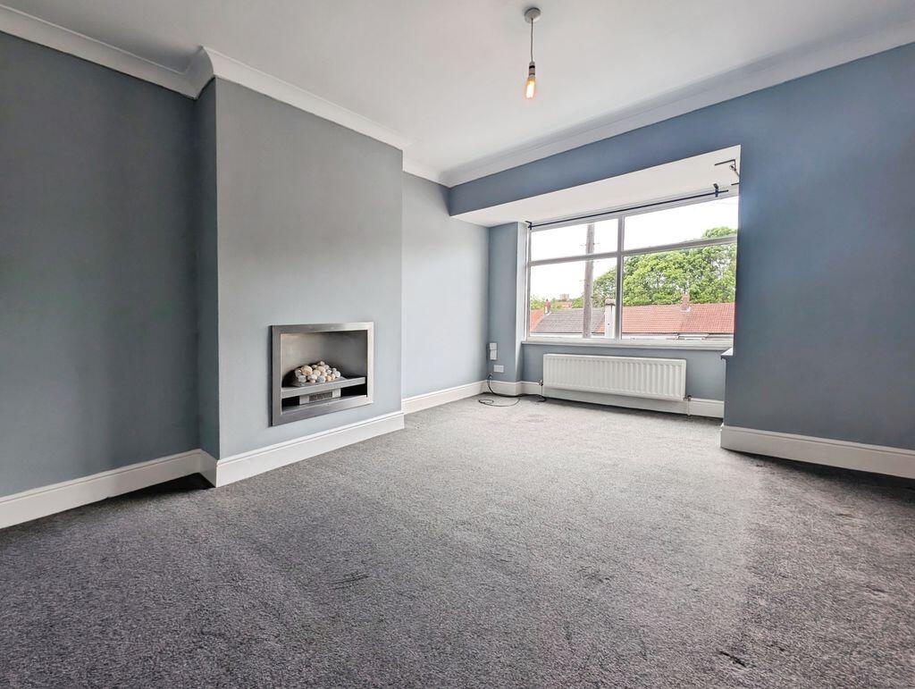 Apartment in Newcastle upon Tyne - View 2